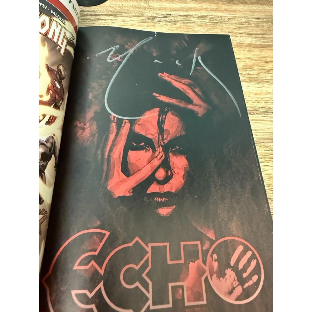 MARVEL Echo : The Saga of Maya Lopez Paperback signed by David Mack at SDCC 2025 - Picture 6 of 7